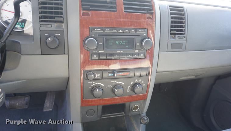 image for item DD6648 2006 Dodge Durango SUV