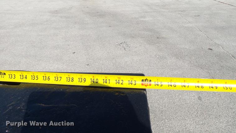 image for item DD7399 2005 Ford F550 Super Duty XL Crew Cab flatbed truck