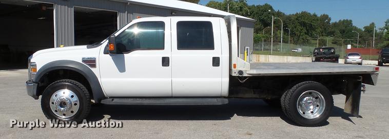 image for item DD7401 2008 Ford F450 Super Duty XL Crew Cab flatbed truck