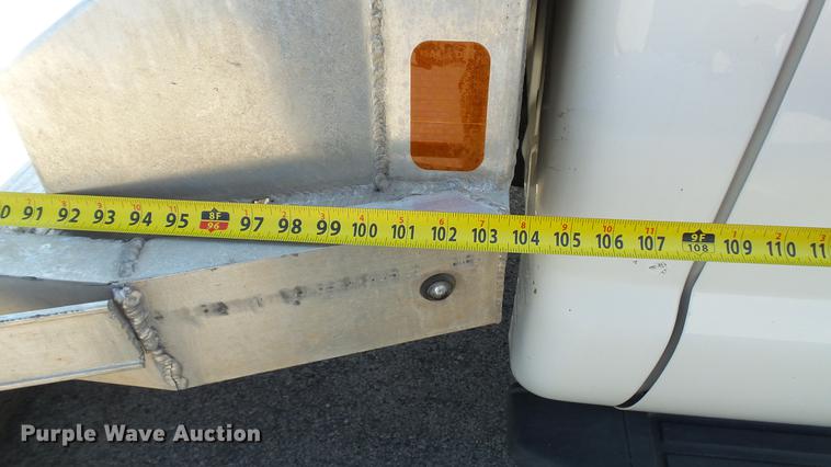 image for item DD7401 2008 Ford F450 Super Duty XL Crew Cab flatbed truck