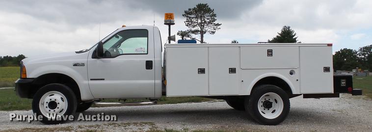 image for item DE4858 2000 Ford F450 Super Duty XL utility truck