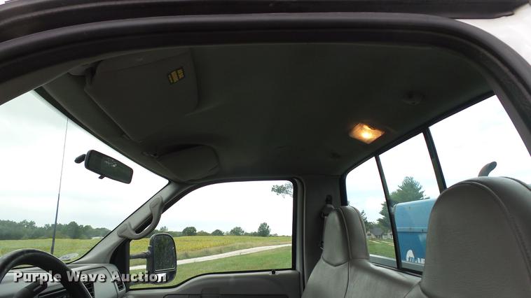 image for item DE4858 2000 Ford F450 Super Duty XL utility truck