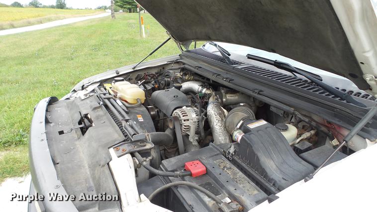 image for item DE4858 2000 Ford F450 Super Duty XL utility truck