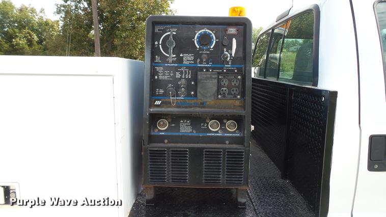 image for item DE4858 2000 Ford F450 Super Duty XL utility truck