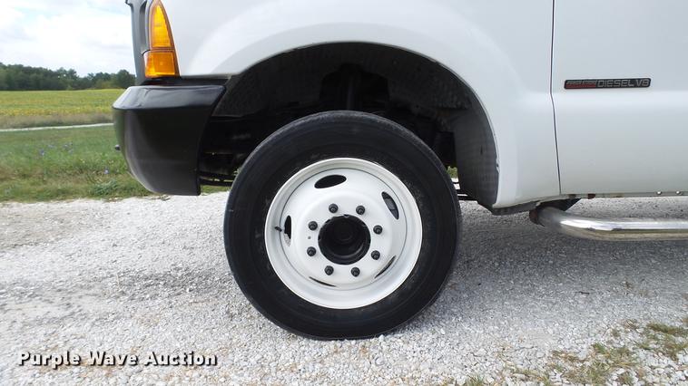 image for item DE4858 2000 Ford F450 Super Duty XL utility truck