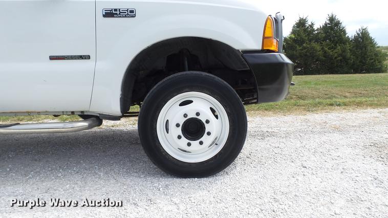 image for item DE4858 2000 Ford F450 Super Duty XL utility truck