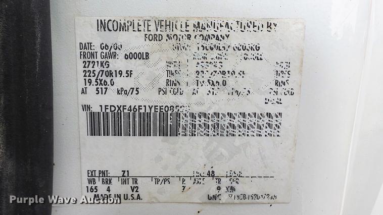 image for item DE4858 2000 Ford F450 Super Duty XL utility truck