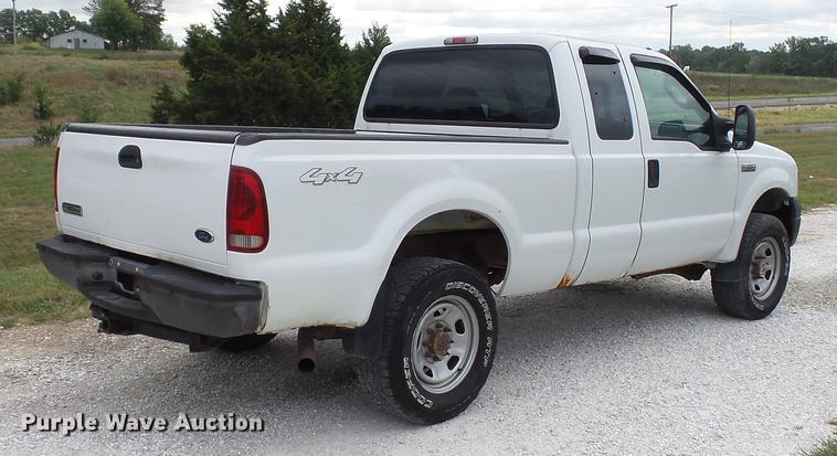 image for item DE4859 2006 Ford F250 Super Duty XL SuperCab pickup truck