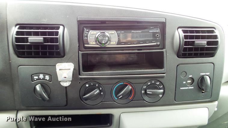 image for item DE4859 2006 Ford F250 Super Duty XL SuperCab pickup truck