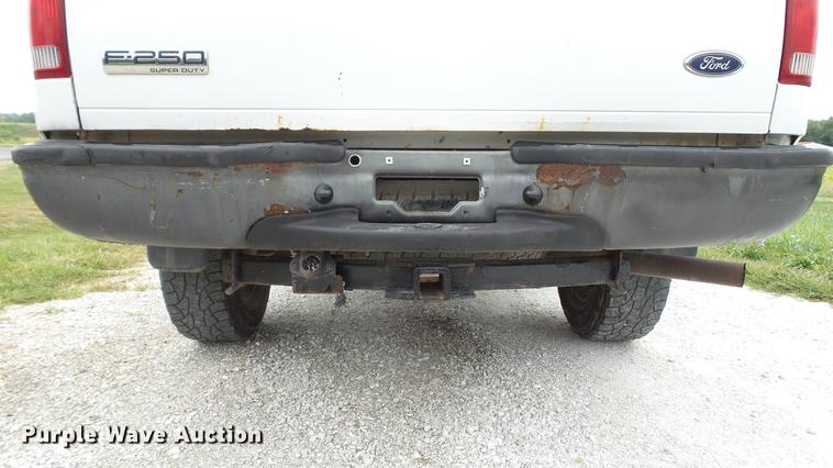 image for item DE4859 2006 Ford F250 Super Duty XL SuperCab pickup truck