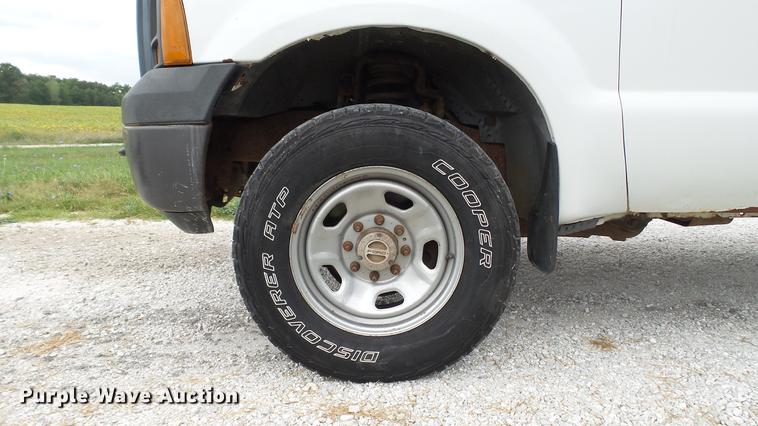 image for item DE4859 2006 Ford F250 Super Duty XL SuperCab pickup truck