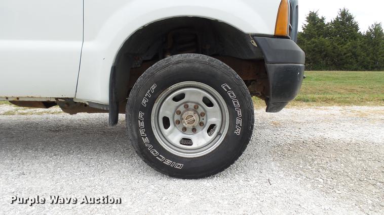 image for item DE4859 2006 Ford F250 Super Duty XL SuperCab pickup truck