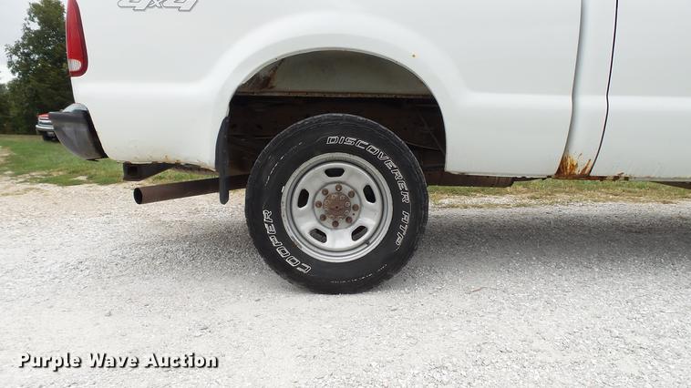 image for item DE4859 2006 Ford F250 Super Duty XL SuperCab pickup truck