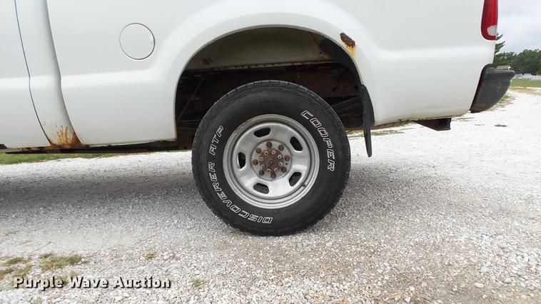 image for item DE4859 2006 Ford F250 Super Duty XL SuperCab pickup truck