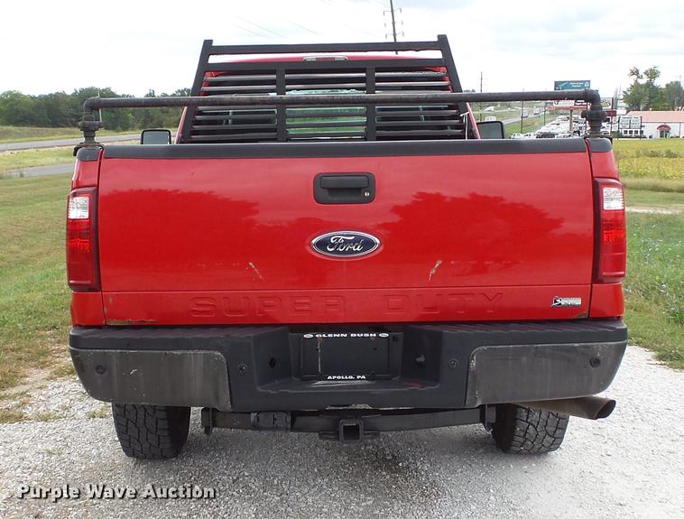 image for item DE4860 2011 Ford F250 Super Duty XL pickup truck