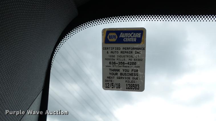 image for item DE4860 2011 Ford F250 Super Duty XL pickup truck