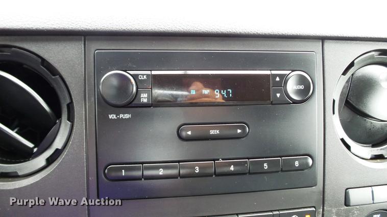 image for item DE4860 2011 Ford F250 Super Duty XL pickup truck