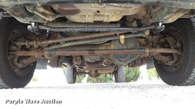 image for item DE4860 2011 Ford F250 Super Duty XL pickup truck