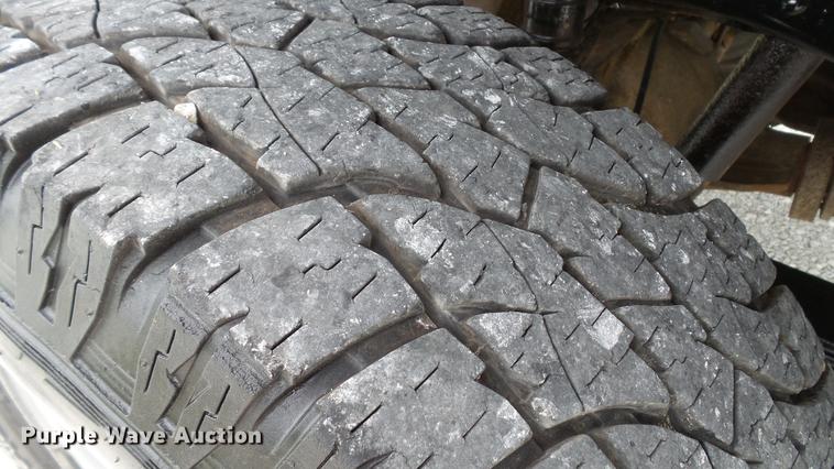 image for item DE4860 2011 Ford F250 Super Duty XL pickup truck