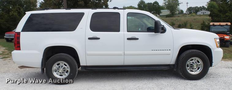 image for item DE4862 2007 Chevrolet Suburban 2500 LS SUV