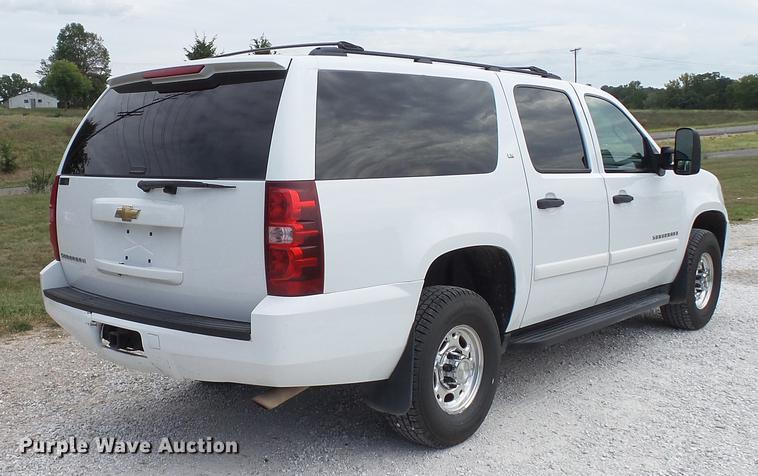 image for item DE4862 2007 Chevrolet Suburban 2500 LS SUV