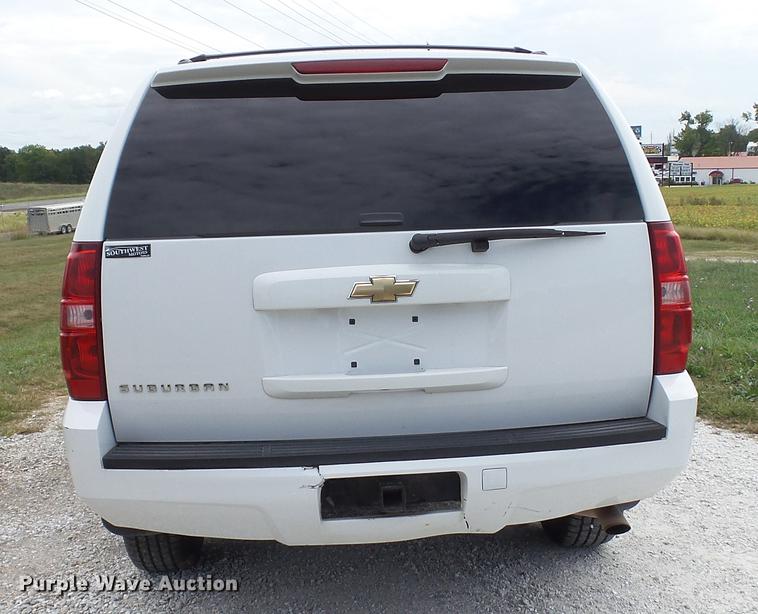 image for item DE4862 2007 Chevrolet Suburban 2500 LS SUV