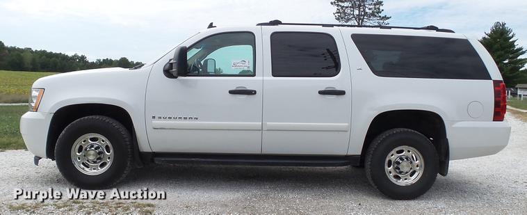 image for item DE4862 2007 Chevrolet Suburban 2500 LS SUV