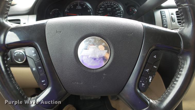 image for item DE4862 2007 Chevrolet Suburban 2500 LS SUV