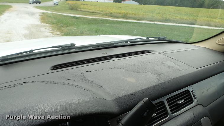 image for item DE4862 2007 Chevrolet Suburban 2500 LS SUV