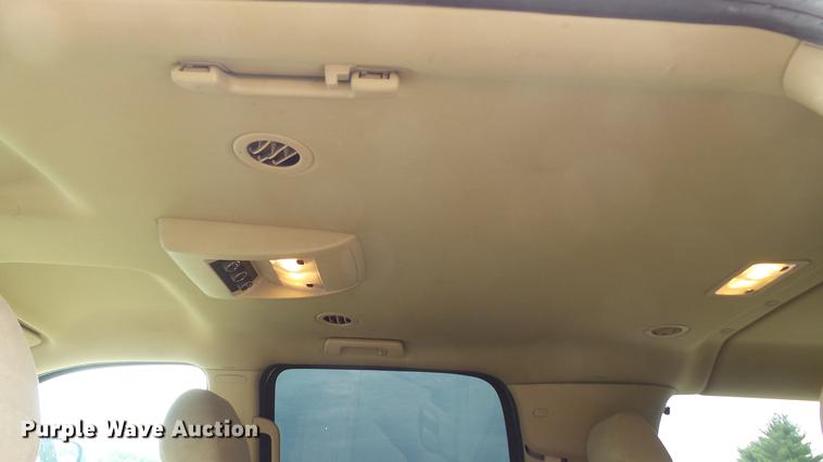 image for item DE4862 2007 Chevrolet Suburban 2500 LS SUV