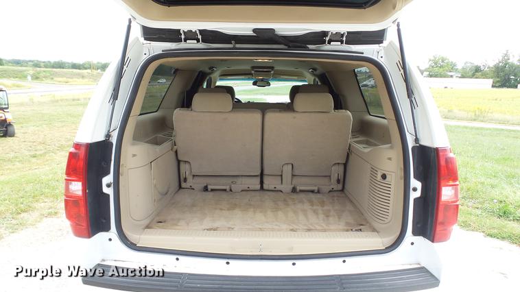 image for item DE4862 2007 Chevrolet Suburban 2500 LS SUV