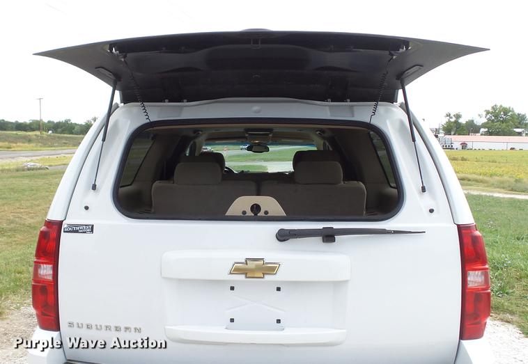 image for item DE4862 2007 Chevrolet Suburban 2500 LS SUV