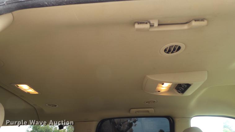 image for item DE4862 2007 Chevrolet Suburban 2500 LS SUV