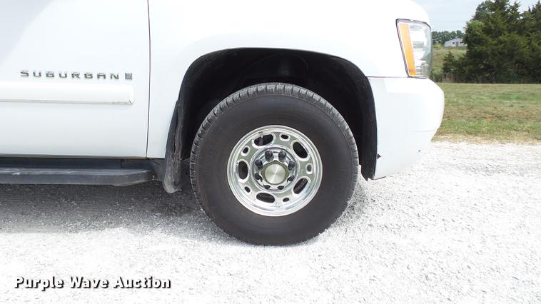 image for item DE4862 2007 Chevrolet Suburban 2500 LS SUV