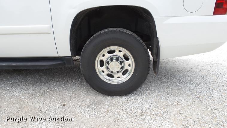 image for item DE4862 2007 Chevrolet Suburban 2500 LS SUV