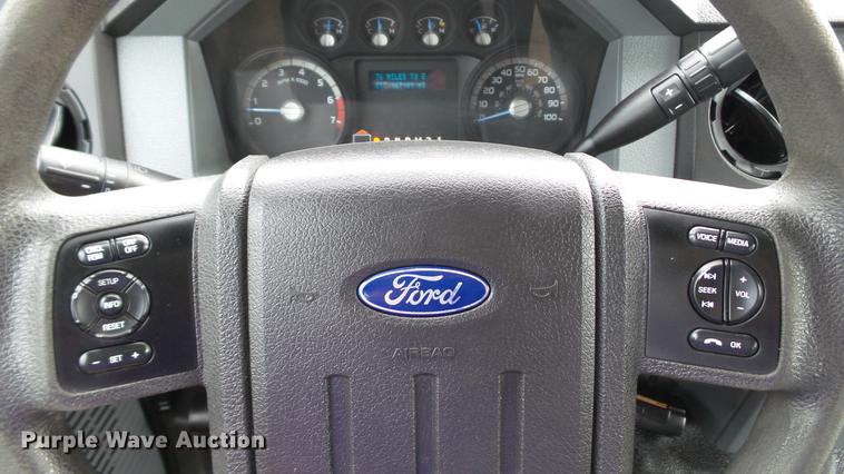 image for item DE4864 2011 Ford F250 Super Duty XL Crew Cab pickup truck