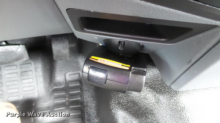 image for item DE4864 2011 Ford F250 Super Duty XL Crew Cab pickup truck