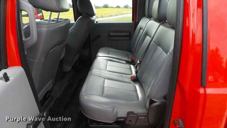 image for item DE4864 2011 Ford F250 Super Duty XL Crew Cab pickup truck