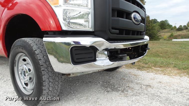 image for item DE4864 2011 Ford F250 Super Duty XL Crew Cab pickup truck