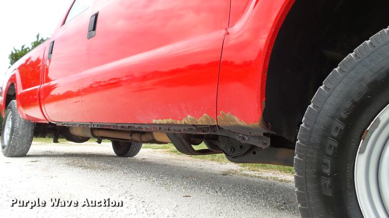 image for item DE4864 2011 Ford F250 Super Duty XL Crew Cab pickup truck