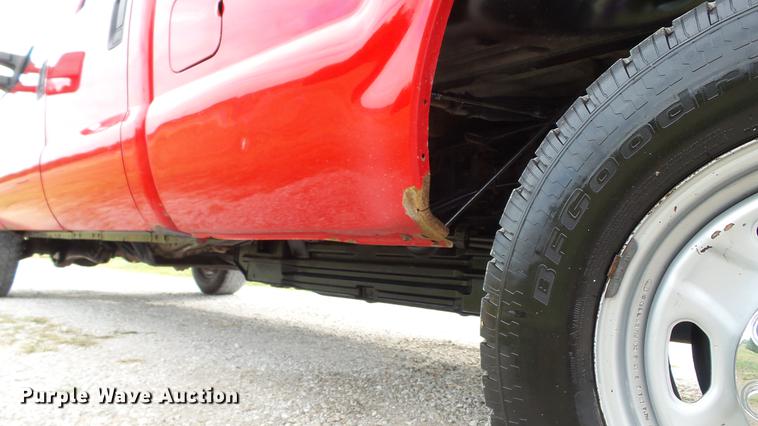 image for item DE4864 2011 Ford F250 Super Duty XL Crew Cab pickup truck