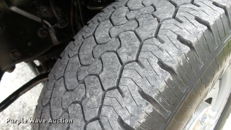 image for item DE4864 2011 Ford F250 Super Duty XL Crew Cab pickup truck