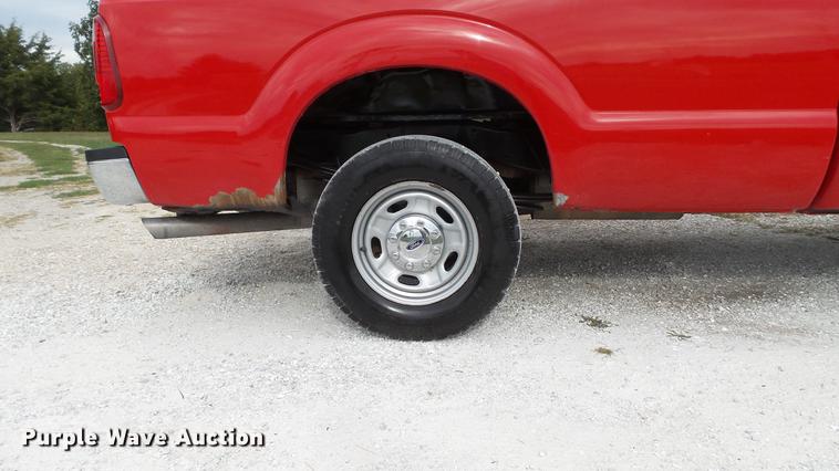 image for item DE4864 2011 Ford F250 Super Duty XL Crew Cab pickup truck