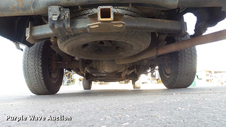 image for item DE4893 2006 Ford F250 Super Duty XL pickup truck