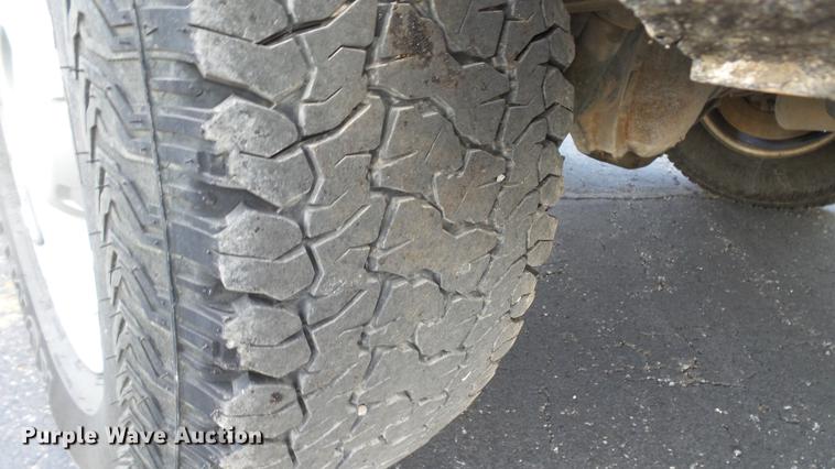 image for item DE4893 2006 Ford F250 Super Duty XL pickup truck