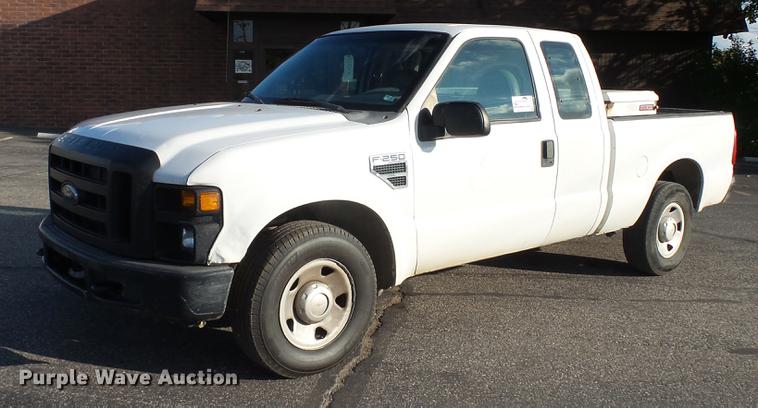 image for item DE4894 2008 Ford F250 Super Duty XL SuperCab pickup truck