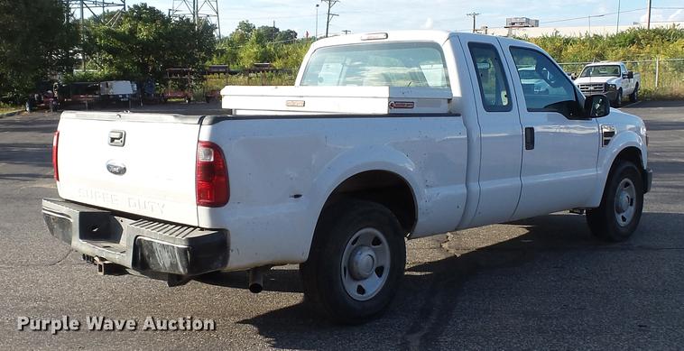 image for item DE4894 2008 Ford F250 Super Duty XL SuperCab pickup truck