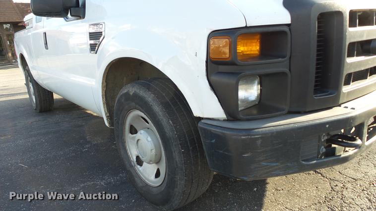 image for item DE4894 2008 Ford F250 Super Duty XL SuperCab pickup truck