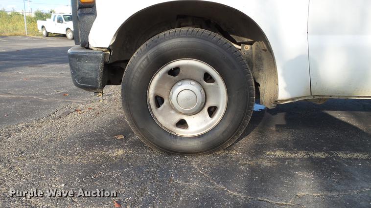 image for item DE4894 2008 Ford F250 Super Duty XL SuperCab pickup truck