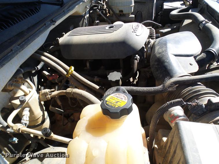 image for item DE5284 2004 Chevrolet Silverado 2500HD pickup truck